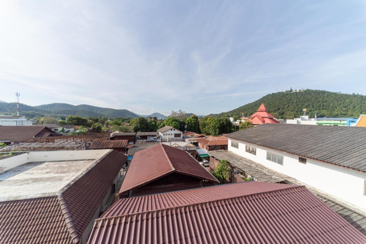 Saiyud Hostel Mae Hong Son Bagian luar foto